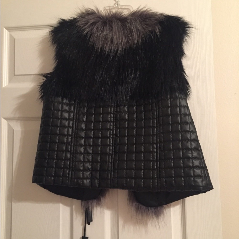 Faux fur jacket - Picture 2 of 5